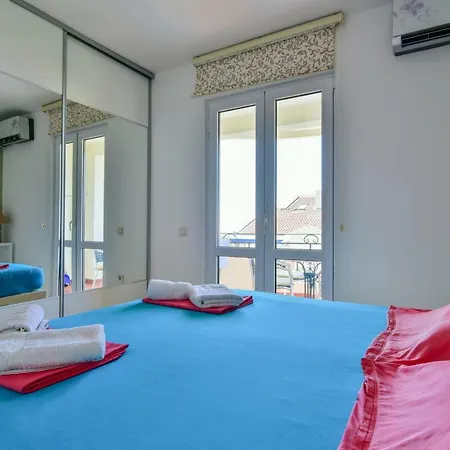 Lux Apartman Sofia 斯韦蒂·斯特凡 外观 照片